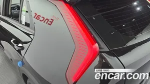 Kia Niro, 2023 — миниатюра 8