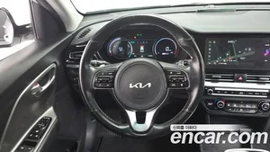 Kia Niro, 2022 — миниатюра 13