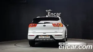 Kia Niro, 2018 — миниатюра 4