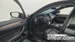 BMW 5-Series, 2017 — миниатюра 10