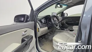 Kia Carnival, 2015 — миниатюра 12