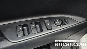 Kia Stonic, 2018 — миниатюра 26
