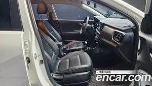 Kia Stonic, 2018 — миниатюра 16