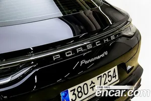 Porsche Panamera, 2021 — миниатюра 11