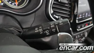 Jeep Cherokee, 2020 — миниатюра 31