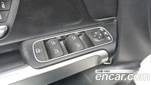 Mercedes-Benz EQB, 2023 — миниатюра 31
