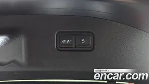 Genesis G70, 2023 — миниатюра 17