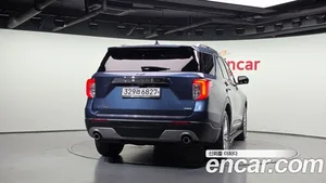 Ford Explorer, 2020 — миниатюра 4
