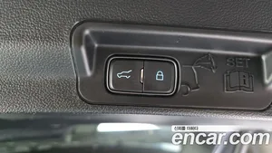 Ford Explorer, 2020 — миниатюра 25