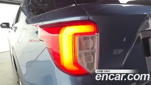 Ford Explorer, 2020 — миниатюра 9
