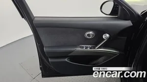 Genesis GV60, 2022 — миниатюра 14