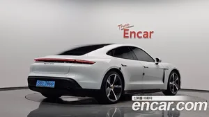 Porsche Taycan, 2023 — миниатюра 1