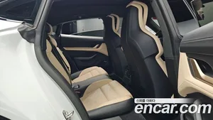 Porsche Taycan, 2023 — миниатюра 16