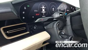 Porsche Taycan, 2023 — миниатюра 19