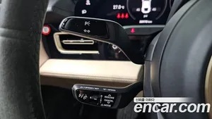Porsche Taycan, 2023 — миниатюра 20