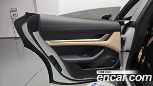 Porsche Taycan, 2023 — миниатюра 14