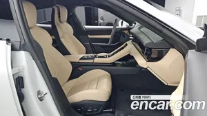 Porsche Taycan, 2023 — миниатюра 15