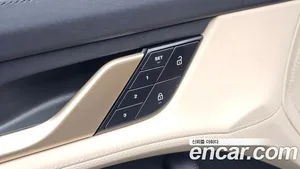 Porsche Taycan, 2023 — миниатюра 31