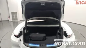 Porsche Taycan, 2023 — миниатюра 35