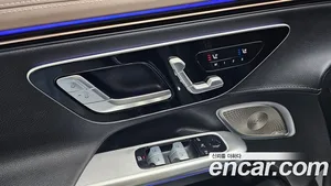 Mercedes-Benz EQE, 2023 — миниатюра 32