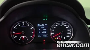Kia Stonic, 2017 — миниатюра 11