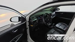 Kia Stonic, 2017 — миниатюра 13
