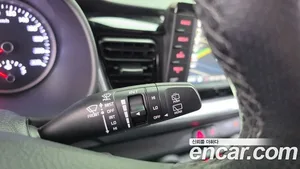 Kia Stonic, 2017 — миниатюра 28