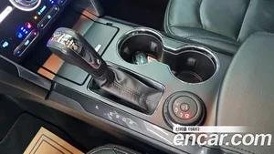 Ford Explorer, 2017 — миниатюра 9