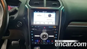 Ford Explorer, 2017 — миниатюра 11