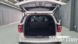 Ford Explorer, 2017 — миниатюра 18