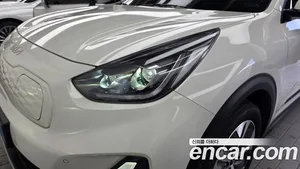 Kia Niro, 2022 — миниатюра 8