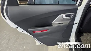 Kia Niro, 2022 — миниатюра 15