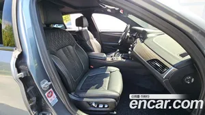 BMW 5-Series, 2017 — миниатюра 11