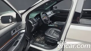 Ford Explorer, 2019 — миниатюра 10