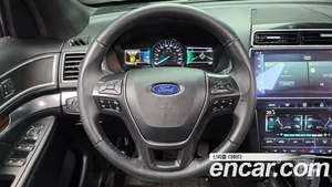 Ford Explorer, 2019 — миниатюра 13