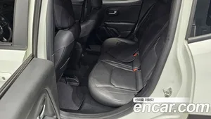 Jeep Renegade, 2021 — миниатюра 18