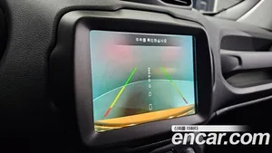 Jeep Renegade, 2021 — миниатюра 21