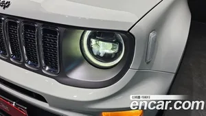 Jeep Renegade, 2021 — миниатюра 8