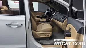 Kia Carnival, 2018 — миниатюра 16