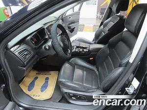 Renault SM6, 2016 — миниатюра 7
