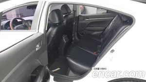 Hyundai Avante, 2017 — миниатюра 17