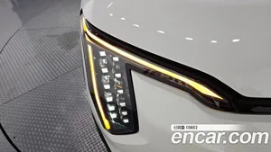 Kia EV3, 2024 — миниатюра 8