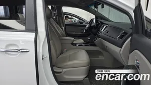 Kia Carnival, 2019 — миниатюра 16