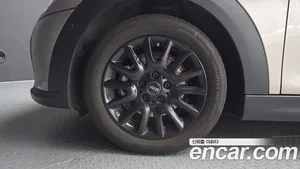Mini Cooper, 2023 — миниатюра 5