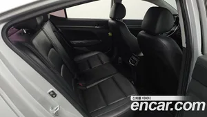 Hyundai Avante, 2015 — миниатюра 17