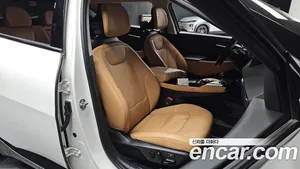 Kia EV6, 2023 — миниатюра 12