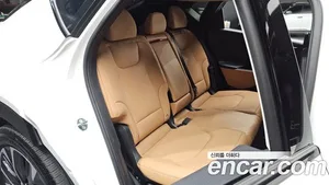 Kia EV6, 2023 — миниатюра 15