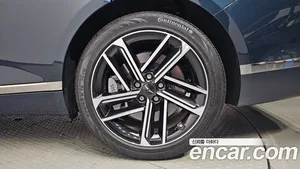 Genesis G80, 2025 — миниатюра 6