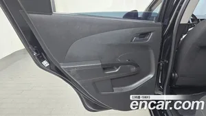 Chevrolet Aveo, 2018 — миниатюра 14