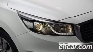 Kia Carnival, 2015 — миниатюра 8